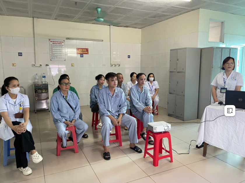 TRUYỀN THÔNG GIÁO DỤC SỨC KHOẺ TẠI KHOA MẮT: CHỦ ĐỘNG BẢO VỆ ĐÔI MẮT, NÂNG CAO SỨC KHOẺ